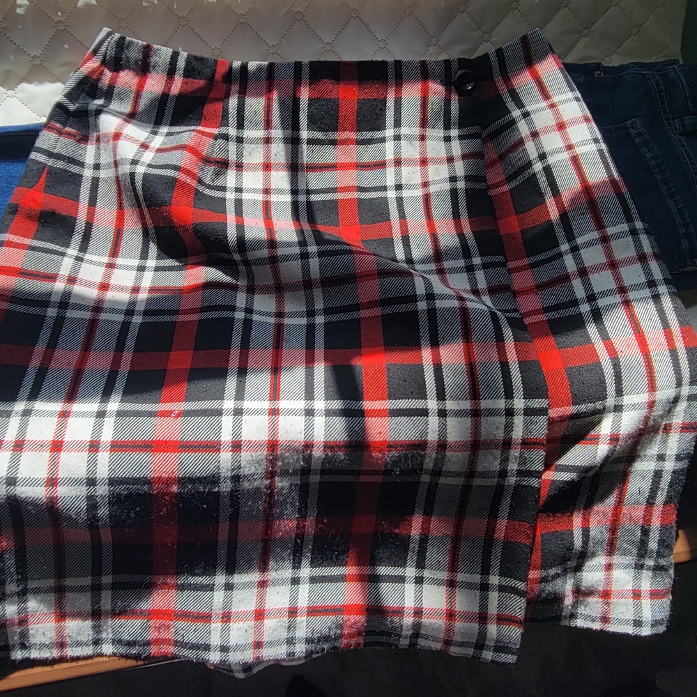 Tailor B. Moss Wrap Around Plaid Pencil Skirt